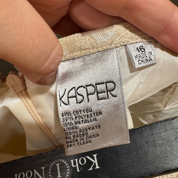 Kasper Cream Brocade Floral Skirt – NWT – Size 16 - Picture 3 of 6